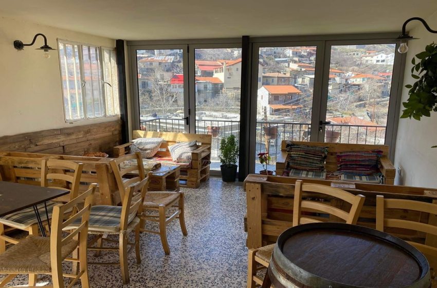  Kαφές στην Χόβολη – Κυπερούντα