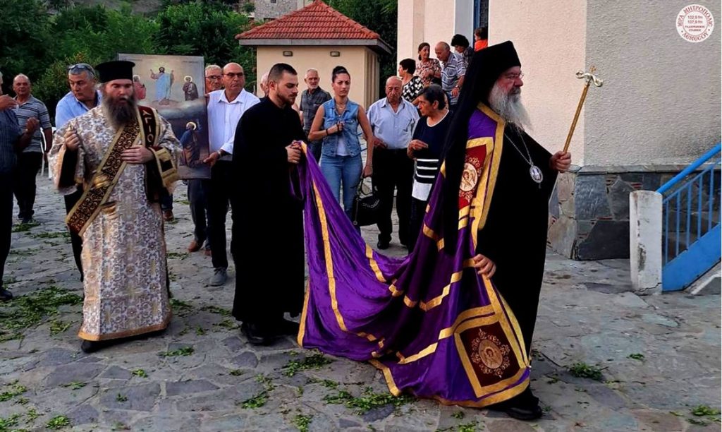 Φωτογραφίες από τον Πανηγυρικό Εσπερινό και τον Μητροπολίτη Λεμεσού στον Κάτω Μύλο