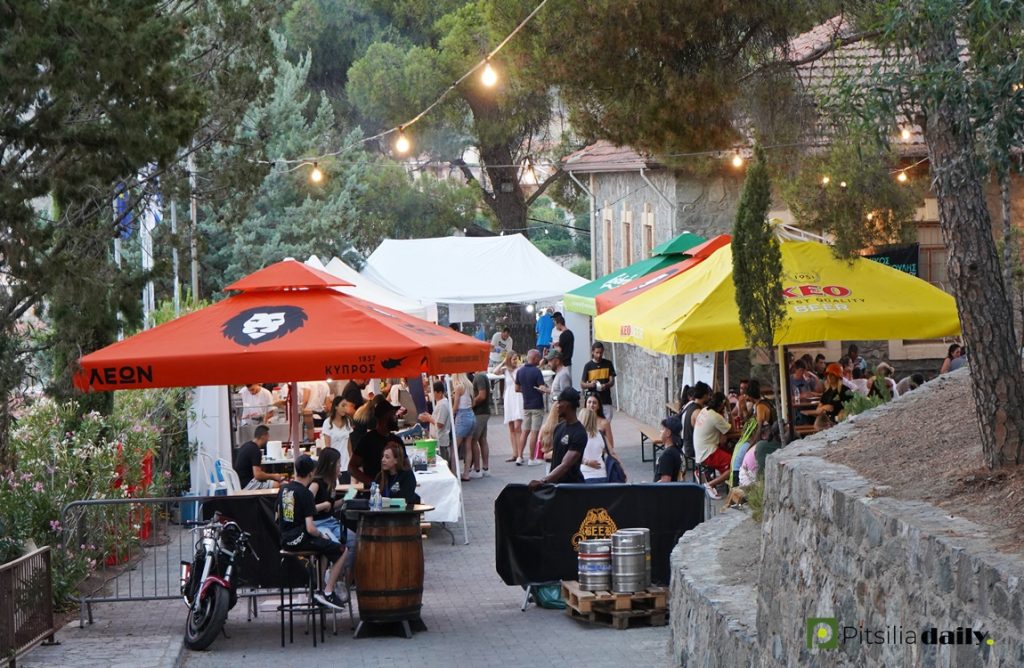 BINTEO: Οι πιο… «τσακρίν» μπύρες ήταν και φέτος στο Πελέντρι