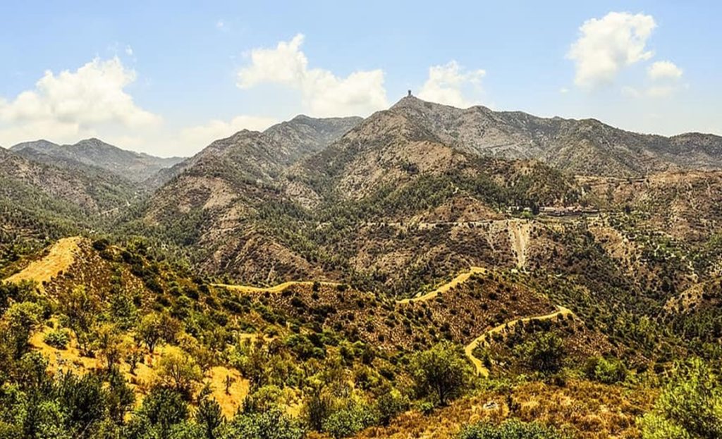 Aίθριος σήμερα ο καιρός με την θερμοκρασία λίγο πριν τους 40 βαθμούς