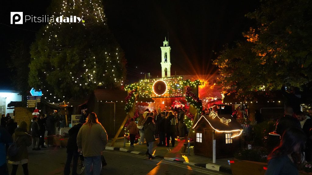 Ήταν όλοι εκεί! Πλούσιο ρεπορτάζ από την επίσημη έναρξη του Χριστουγεννιάτικου Χωριού Κυπερούντας