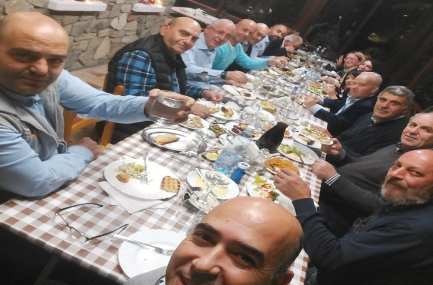  Συνάντηση Υπουργού Γεωργίας με το Σύμπλεγμα Νότιας Πιτσιλιάς – Όσα αποφασίστηκαν (ΦΩΤΟ)