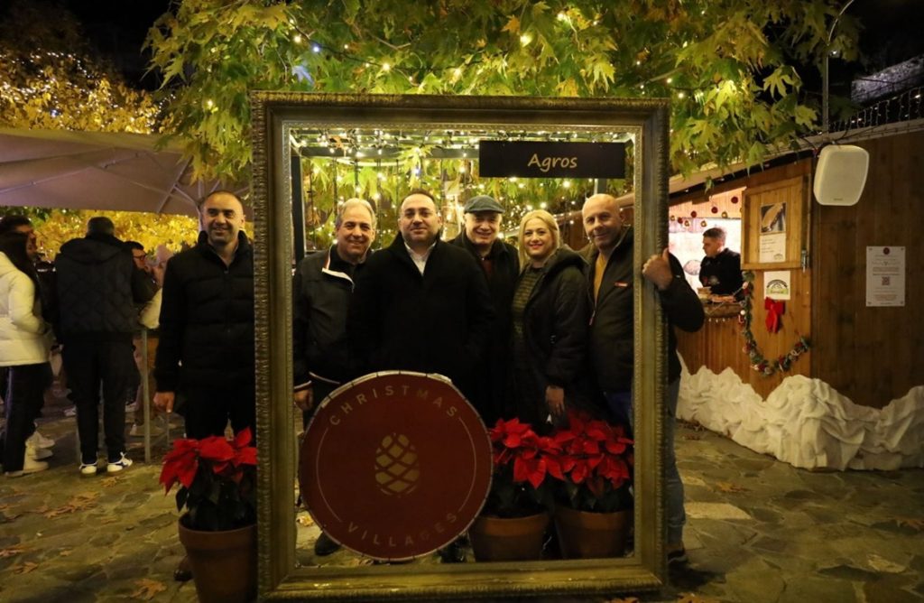 Στο Χριστουγεννιάτικο Χωριό του Αγρού ο Υφυπουργός Τουρισμού Κώστας Κουμής (ΦΩΤΟΣ)