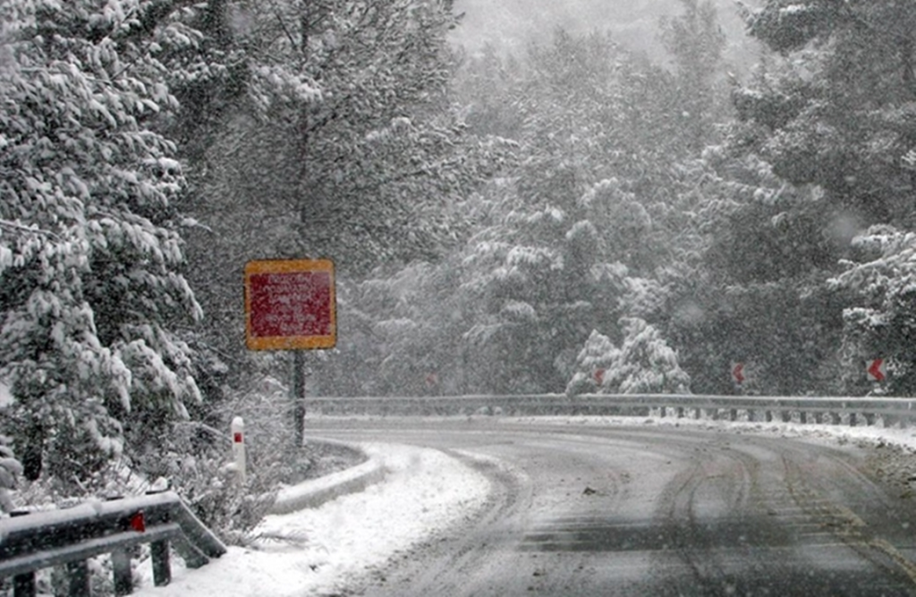 Νεότερη ενημέρωση για τους δρόμους στα ορεινά