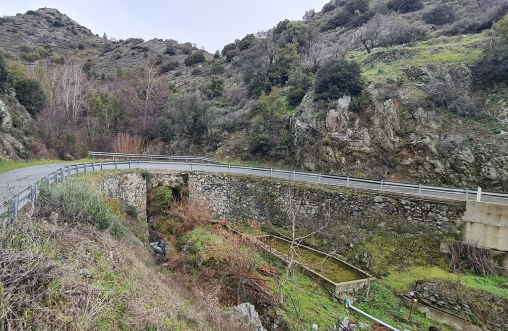 Μαγευτικές χειμωνιάτικες εικόνες από τον Ασκά και το Παλαιχώρι (ΦΩΤΟΣ)