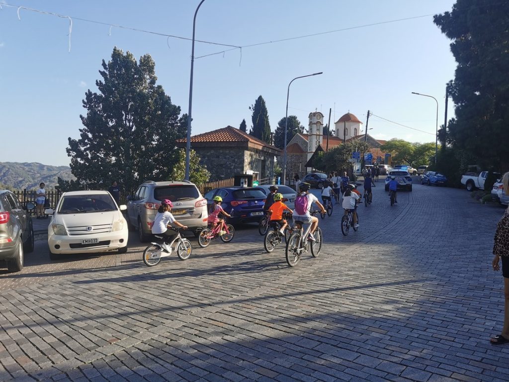 Ποδηλάτησαν ολόκληρο τον Αγρό απολαμβάνοντας τη φύση και τον καθαρό αέρα (ΦΩΤΟΣ)