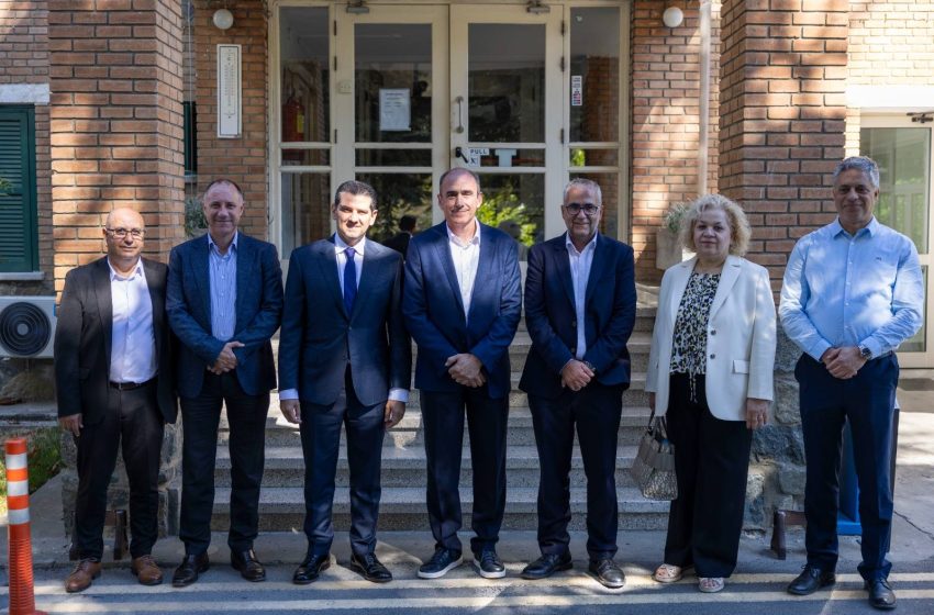  Επίσκεψη Υπουργού Υγείας στο Νοσοκομείο Κυπερούντας – Σημαντικές αναβαθμίσεις και νέα έργα