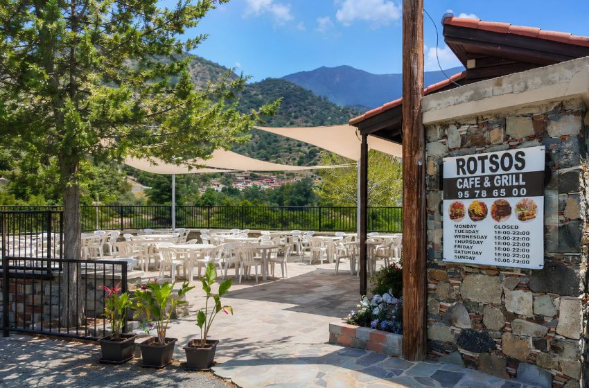  Rotsos Cafe & Grill: Η στάση στον Άγιο Παύλο Λεμεσού που συνδυάζει γεύση, φύση και θέα!